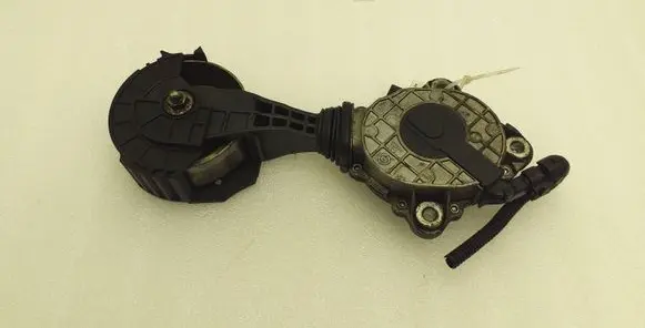 Mini One - Cooper Coupe R56 Alternator belt tensioner 7598832 V759883280