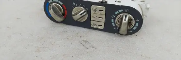 Nissan Almera Tino Climate control unit 