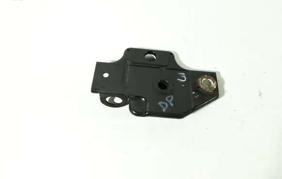 Toyota Avensis T270 Radiator mount bracket 