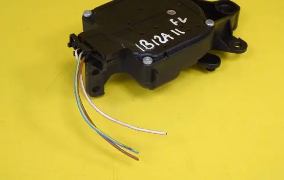 Seat Ibiza II (6k) Air flap motor/actuator 1J0907511 6NN007626-00