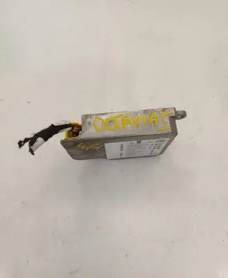 Skoda Octavia Mk1 (1U) Airbag control unit/module 1C0909605 5WK43121