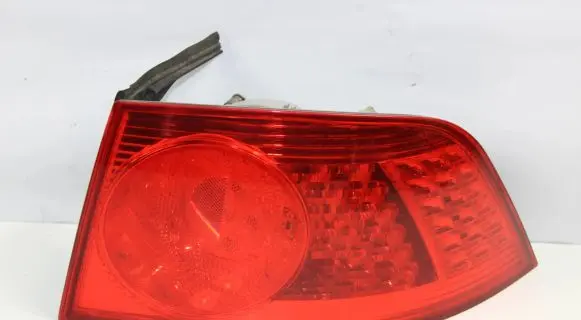 Volkswagen Phaeton Rear/tail lights 333156R
