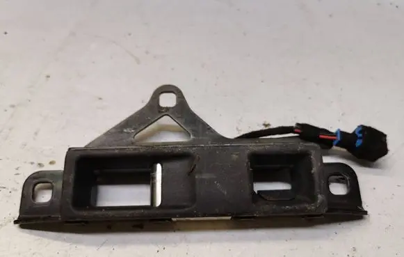 Mercedes-Benz C W205 Convertible roof lock/latch A2177700322 03052016 12171830400