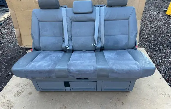 Volkswagen Multivan T5 Second row seats KANAPAMULTIT5