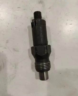 Volvo S40, V40 Fuel injector LCR6735401D