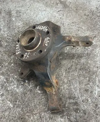 Front wheel hub