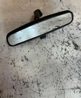 Mazda 323 Rear view mirror (interior) E8011681