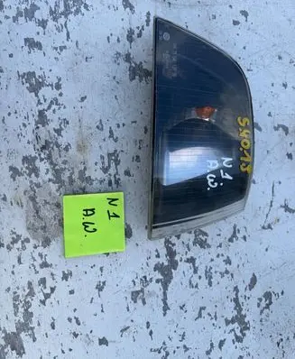Volvo S40, V40 Front indicator light