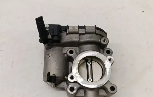 Nissan Qashqai J12 Throttle valve A2821410200 161203209R
