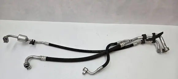 BMW i3 Air conditioning (A/C) pipe/hose 9291272 6450 20296610