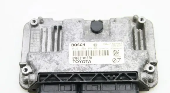 Toyota Aygo AB10 Engine control unit/module 896610H070