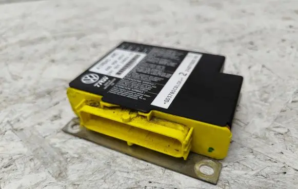 Volkswagen Polo IV 9N3 Airbag control unit/module 6Q0909601F 391001
