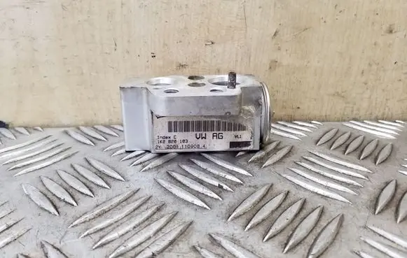 Air conditioning (A/C) expansion valve