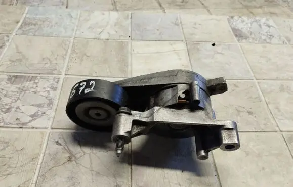 Audi A3 S3 8P Generator/alternator belt tensioner 03G903315A