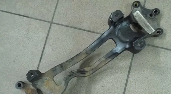 Volkswagen Phaeton Gearbox mounting bracket 3D0399261DS