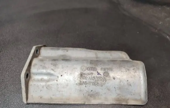 Skoda Octavia Mk3 (5E) Other under body part 5Q0407720A
