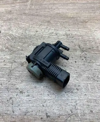 Volkswagen Bora Turbo solenoid valve 1J0906283C