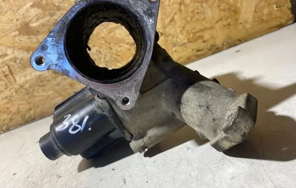 Volkswagen Caddy EGR valve 03G131502
