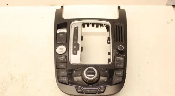 Head unit multimedia control