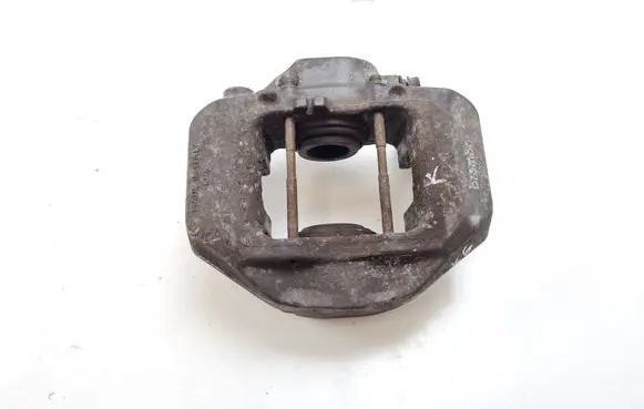 Volkswagen Touareg I Rear brake caliper