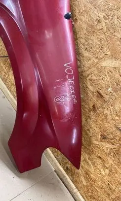 Chrysler Voyager Fender