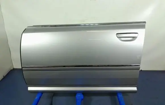 Audi A8 S8 D3 4E Front door 