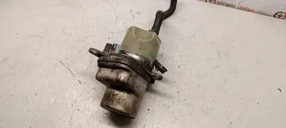 Volvo V50 Power steering pump 4N513K514