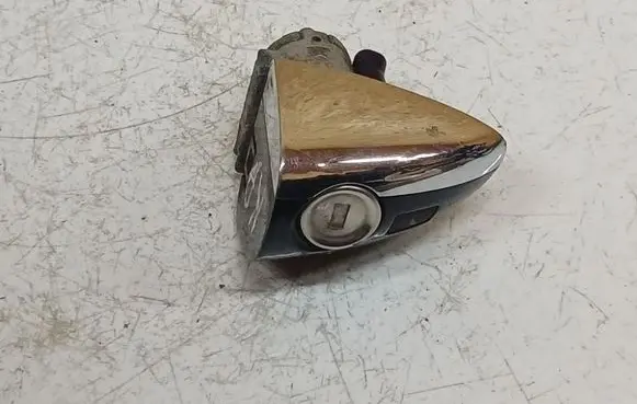 Mercedes-Benz R W251 Front door lock (next to the handle)