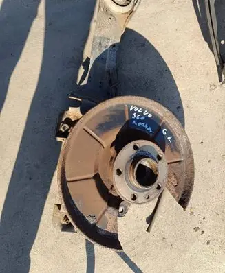 Volvo S60 Rear wheel hub