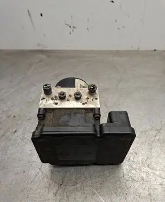 Mercedes-Benz C W204 ABS Pump A2049012400 28526435013 10092623103