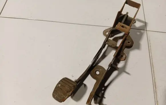 Renault Kangoo II Brake pedal 