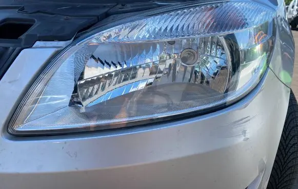Skoda Fabia Mk2 (5J) Headlight/headlamp