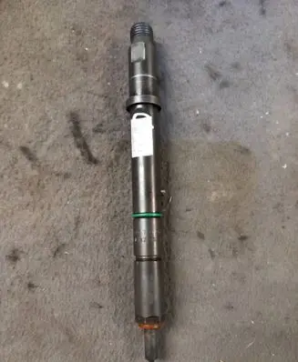 Audi A6 S6 C5 4B Fuel injector 059130201E