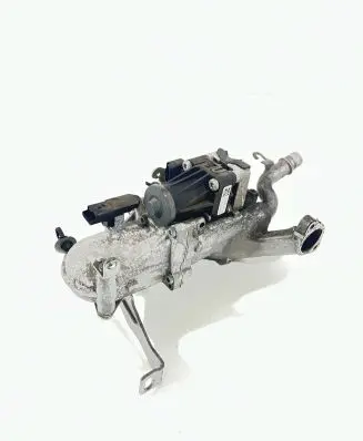 Peugeot 5008 EGR valve cooler 31358502