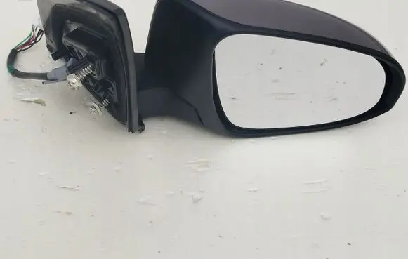 Toyota Auris E180 Front door electric wing mirror 026983