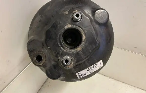 Audi A6 S6 C6 4F Brake booster 4F0612105G 935R