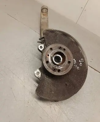 Mercedes-Benz ML W166 Front wheel hub 