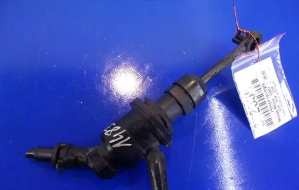 Nissan Micra Clutch master cylinder