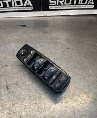 Mercedes-Benz ML W164 Electric window control switch S84A21