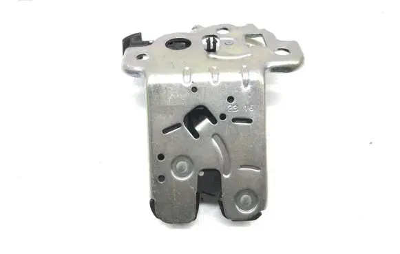 Skoda Octavia Mk3 (5E) Tailgate/trunk/boot lock/catch/latch 8R0827505A