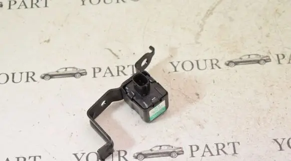 Lexus RX 330 - 350 - 400H Airbag deployment crash/impact sensor G484948020