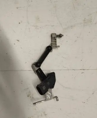BMW iX Headlight/headlamp level sensor 6895466