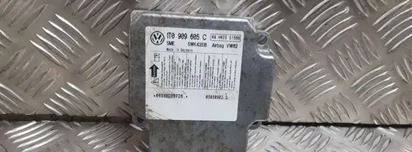 Volkswagen Cross Touran I Airbag control unit/module