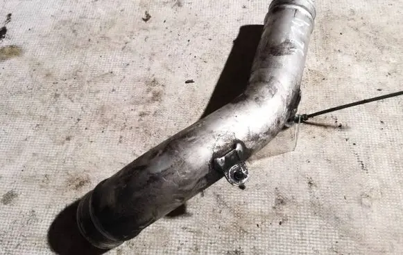 Volvo S60 Intercooler hose/pipe
