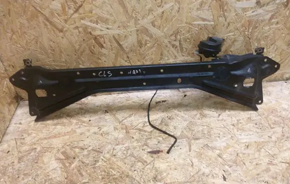 Mercedes-Benz CLS C219 Top upper radiator support slam panel