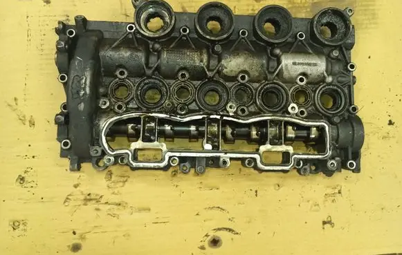 Citroen C4 I Camshaft 9644994680