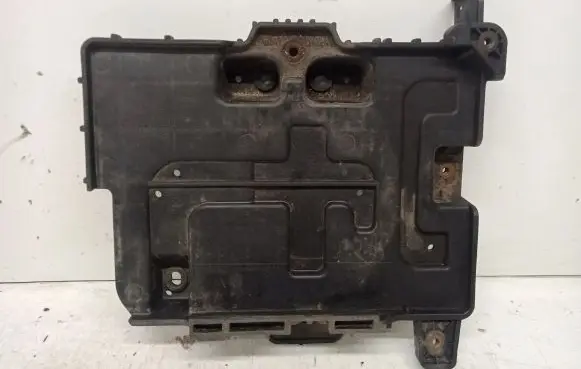 KIA Carens III Battery box tray 37150-A4100