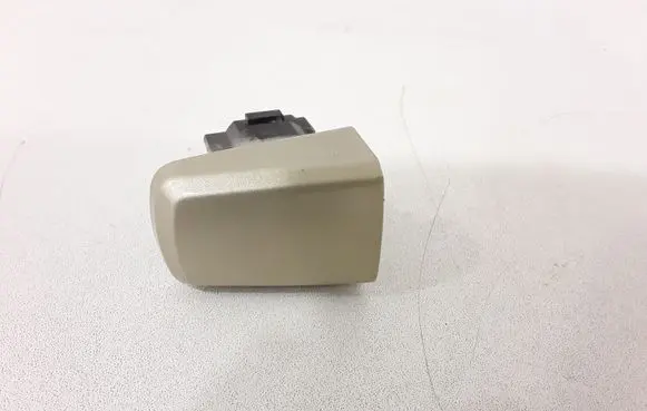 Opel Astra H Front door handle cover 