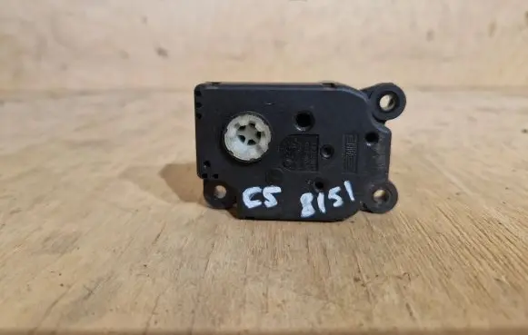Citroen C5 A/C air flow flap actuator/motor EAD515 P2861001 P2861001U