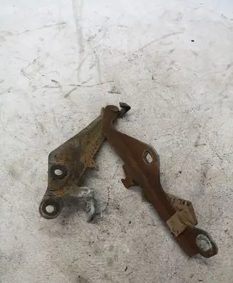 Ford Mustang VI Engine bonnet/hood hinges FR3B16801